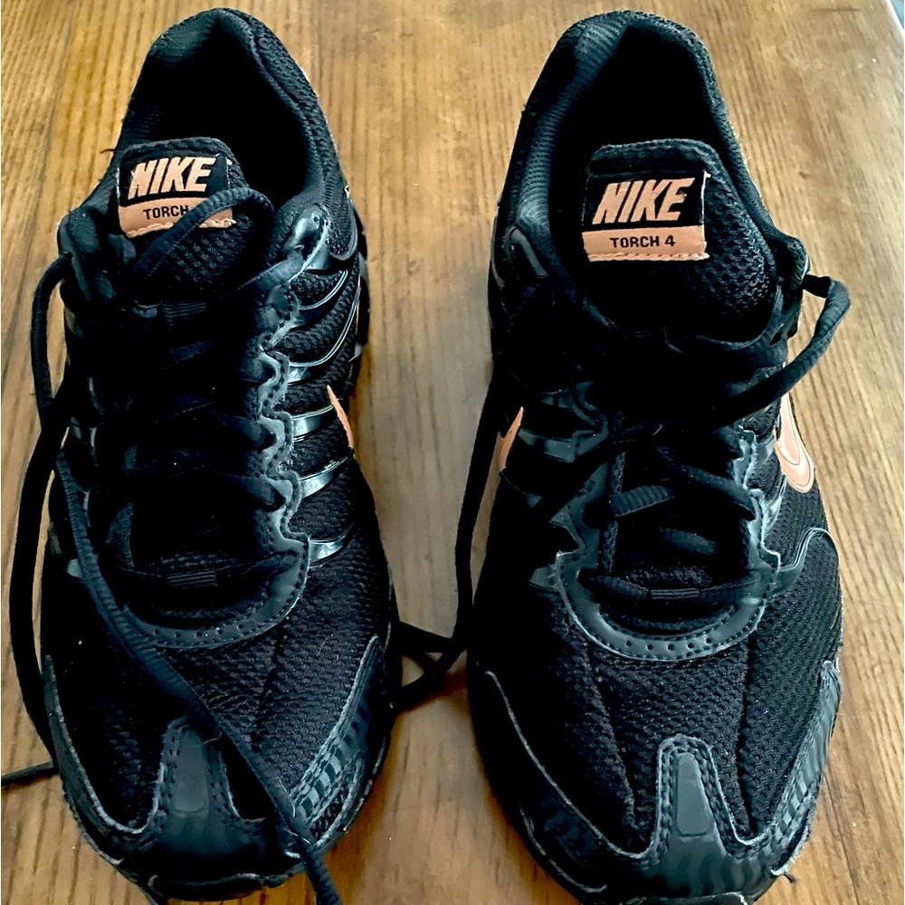 Women’s Sneakers